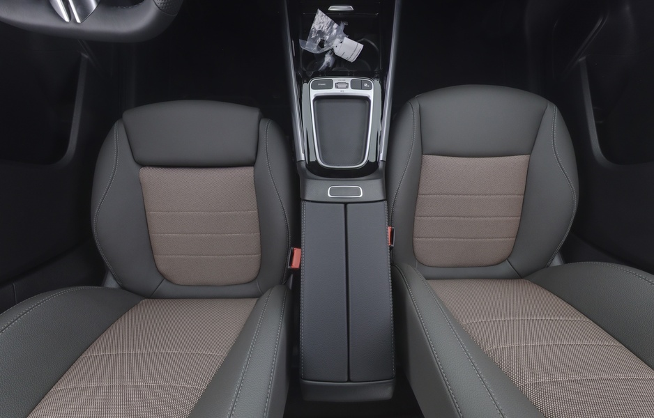 heti ajoon Mercedes-Benz EQA