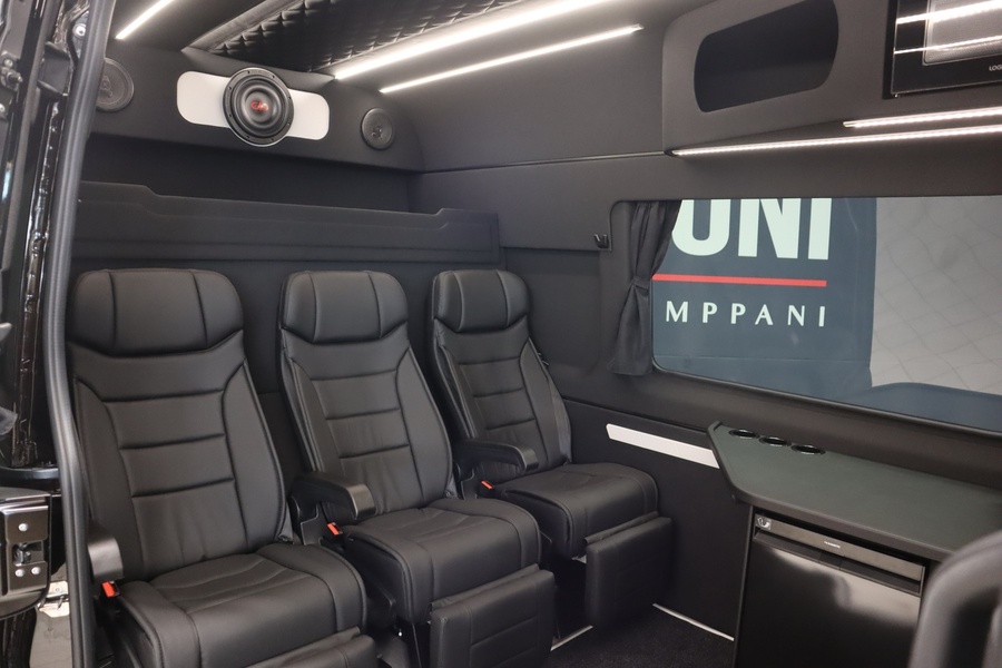 heti ajoon Mercedes-Benz Sprinter