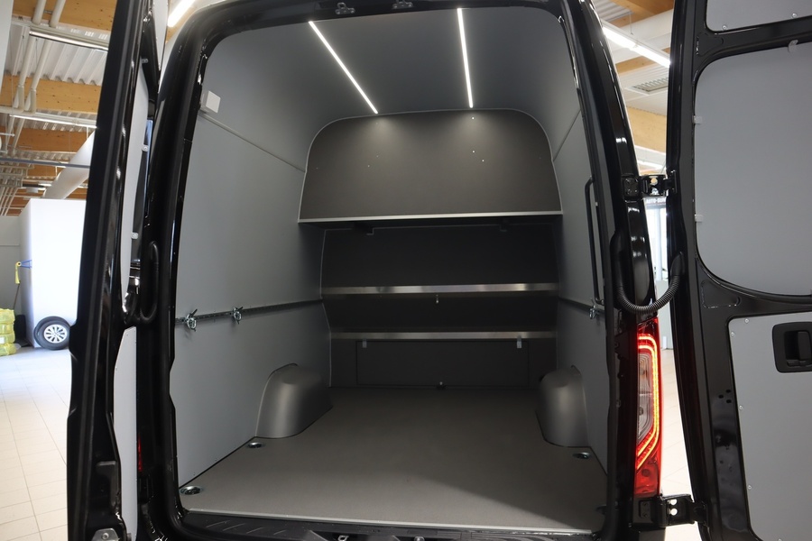 heti ajoon Mercedes-Benz Sprinter