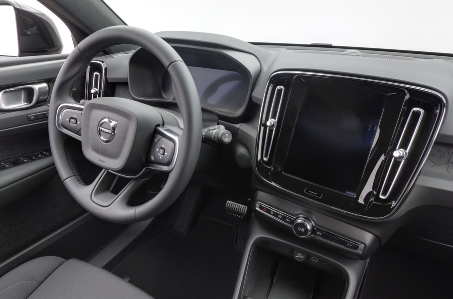 heti ajoon Volvo EX40