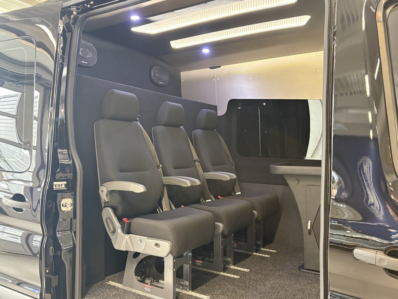 heti ajoon Ford Transit