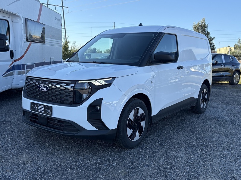 heti ajoon Ford Transit Courier