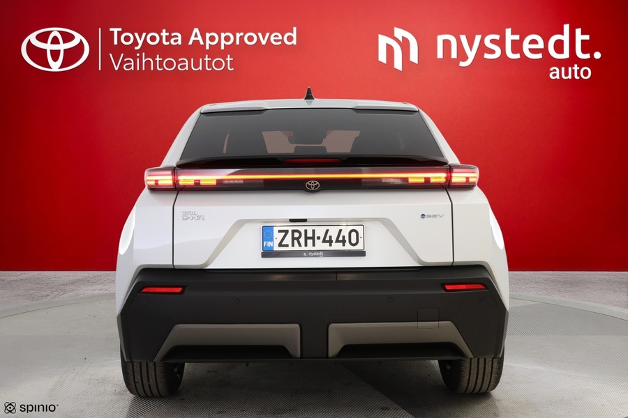 heti ajoon Toyota C-HR+