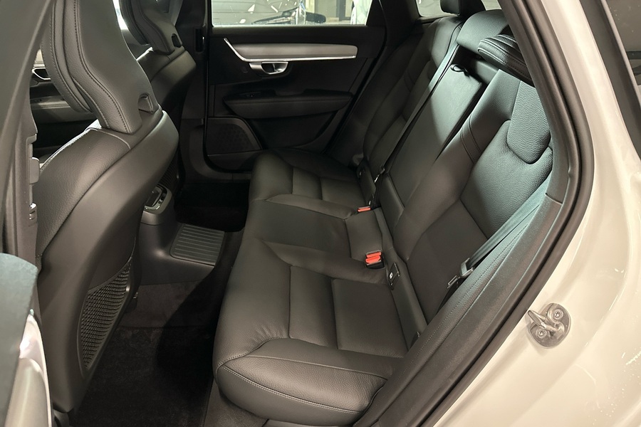 heti ajoon Volvo V90