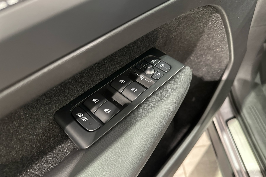 heti ajoon Volvo EX40