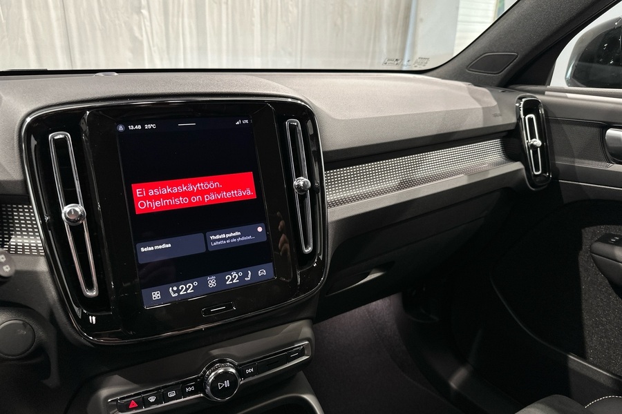 heti ajoon Volvo EX40