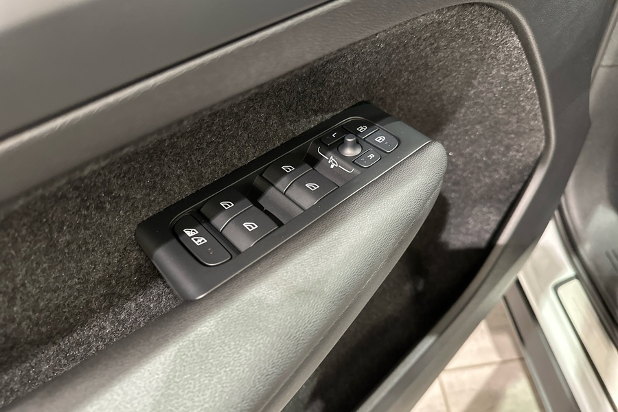 heti ajoon Volvo EX40