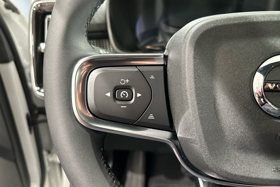 heti ajoon Volvo EX40