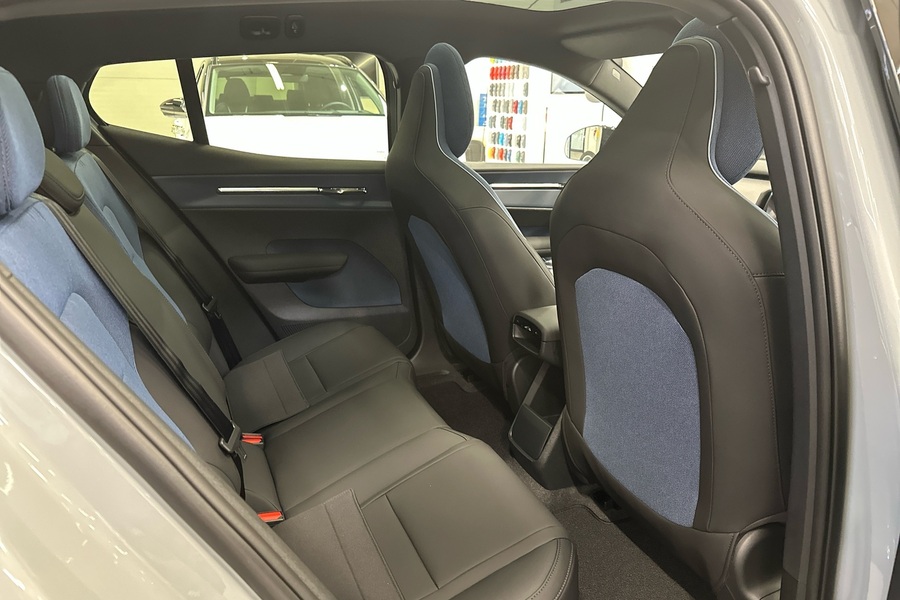 heti ajoon Volvo EX30 Cross Country