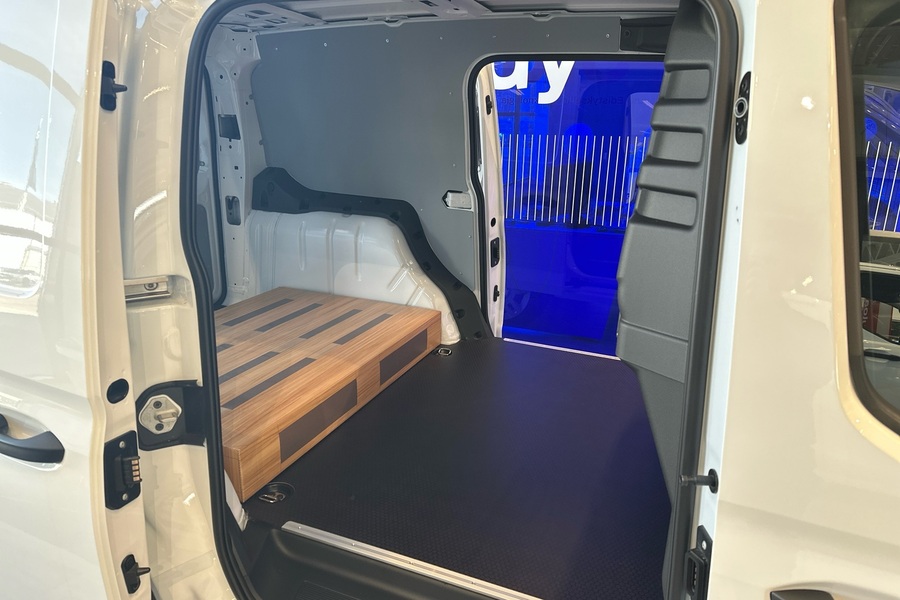 heti ajoon Ford Transit Connect