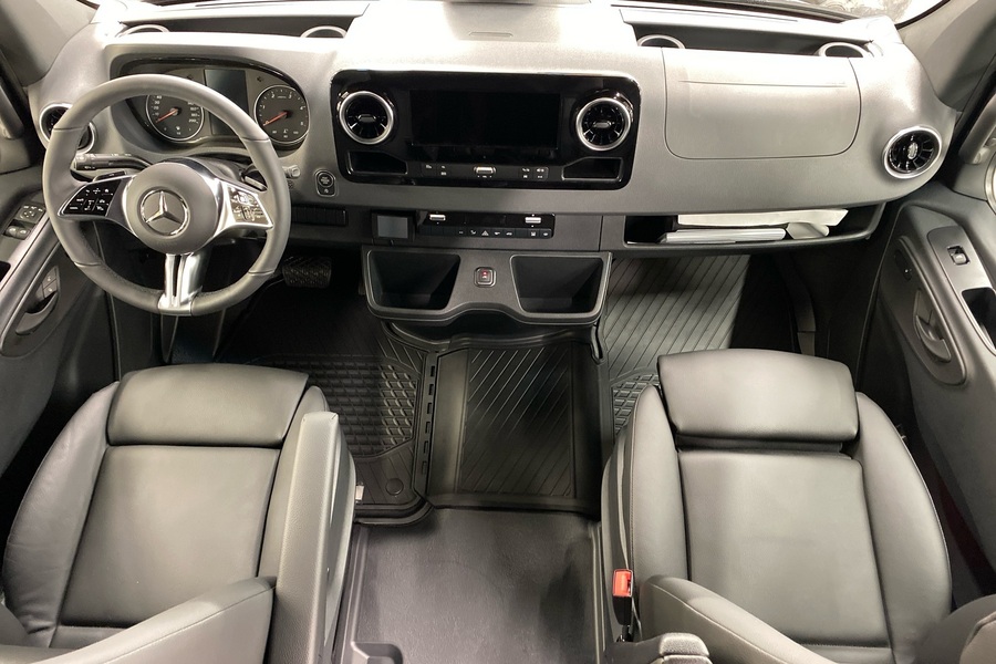 heti ajoon Mercedes-Benz Sprinter