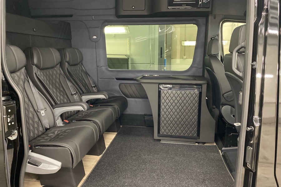 heti ajoon Mercedes-Benz Sprinter