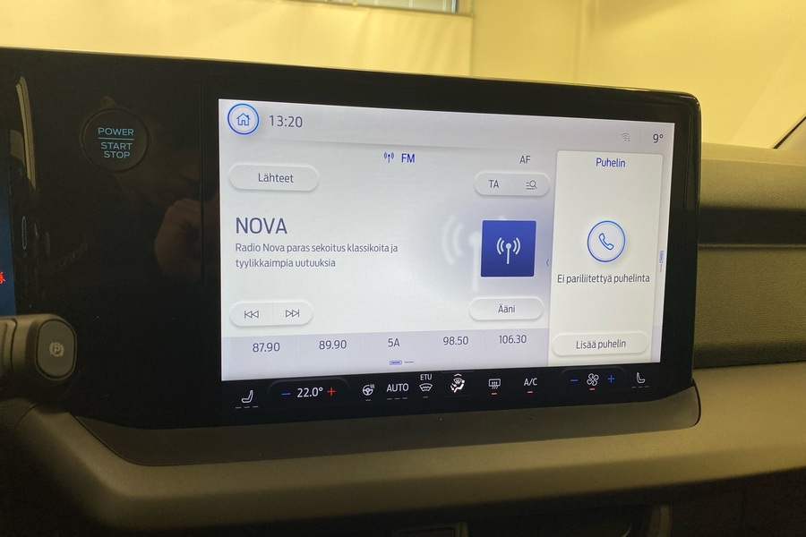 heti ajoon Ford Transit Courier