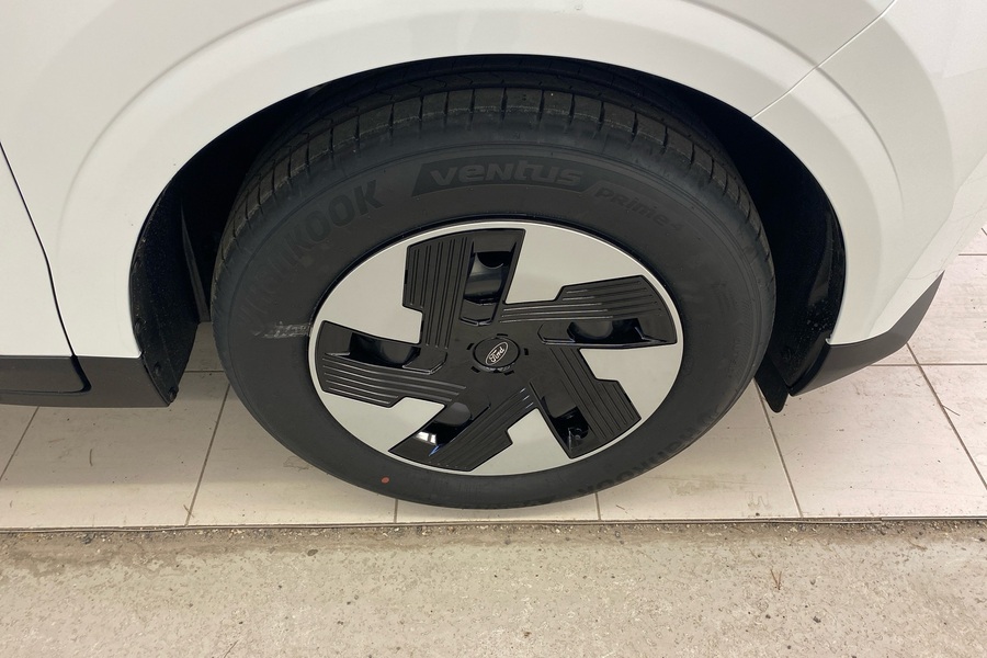 heti ajoon Ford Transit Courier