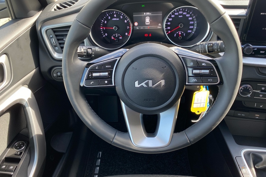 heti ajoon Kia Ceed
