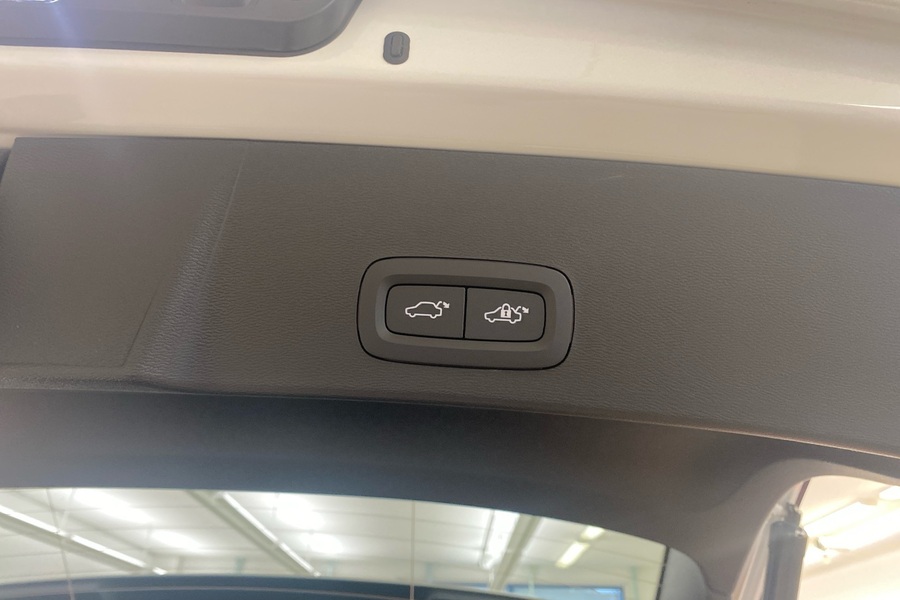 heti ajoon Volvo EX40