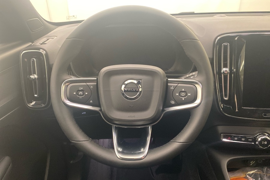 heti ajoon Volvo EX40