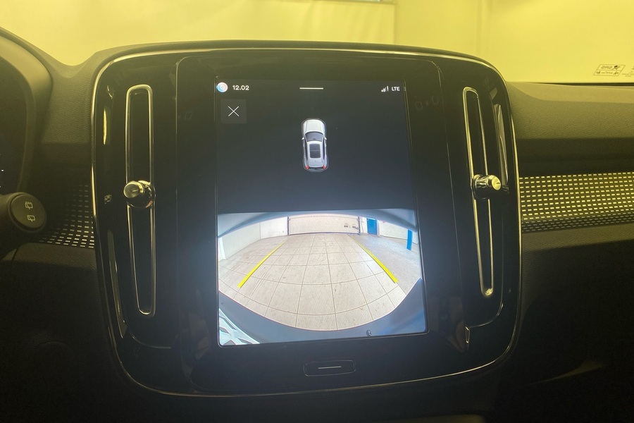 heti ajoon Volvo EX40