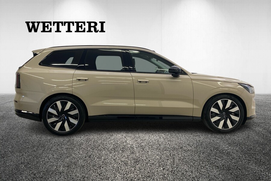 heti ajoon Volvo EX90