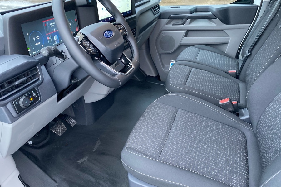 heti ajoon Ford Transit Custom