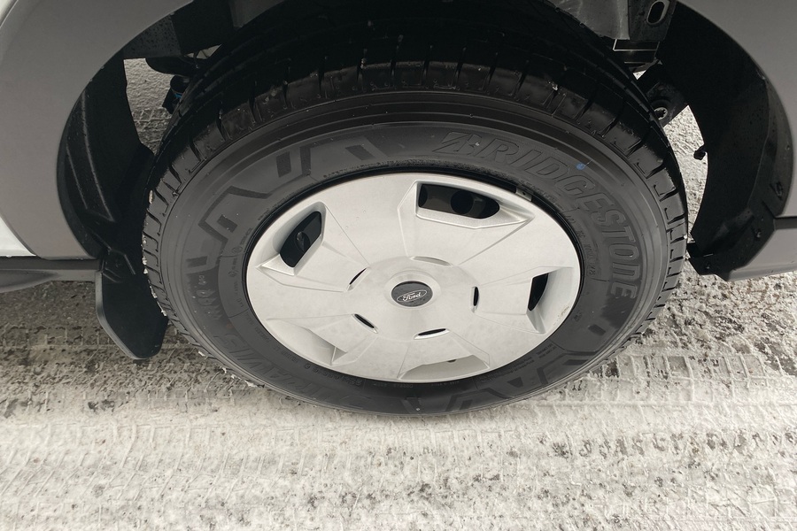 heti ajoon Ford Transit