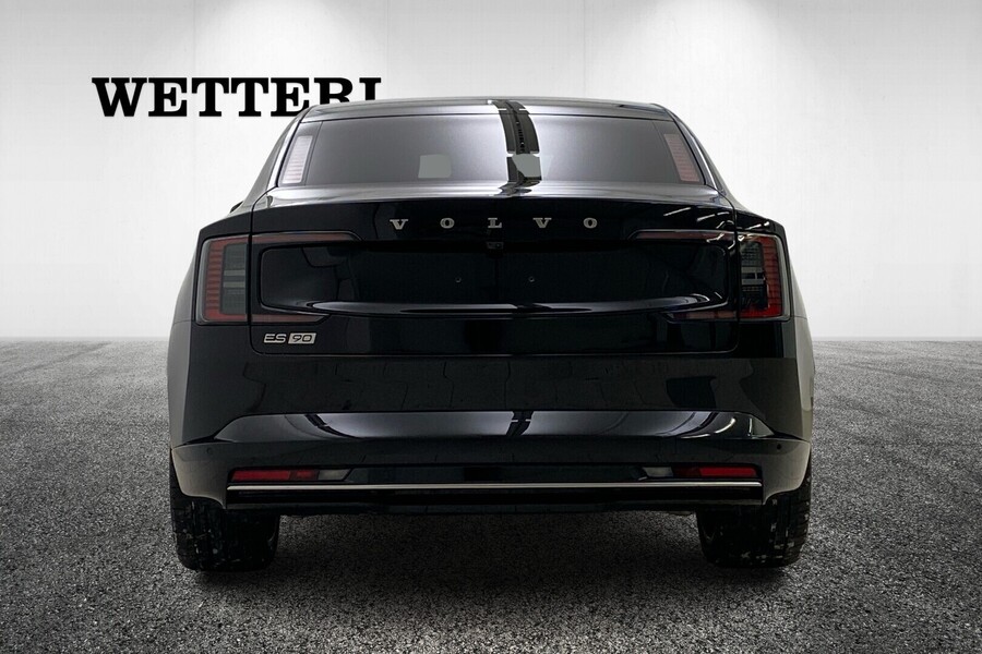 heti ajoon Volvo ES90