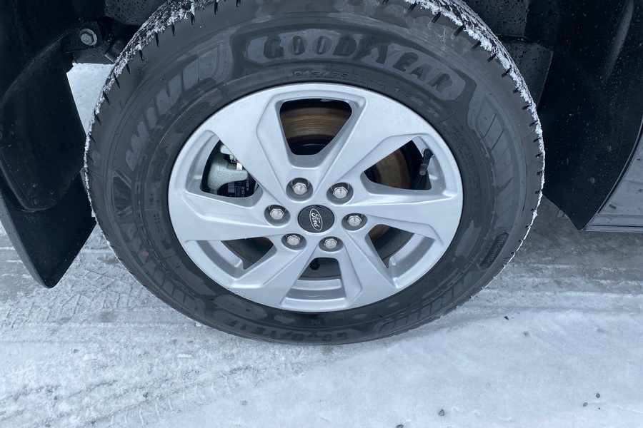 heti ajoon Ford Transit Custom