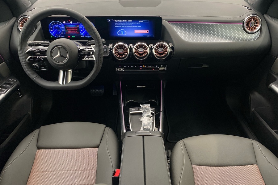 heti ajoon Mercedes-Benz EQA