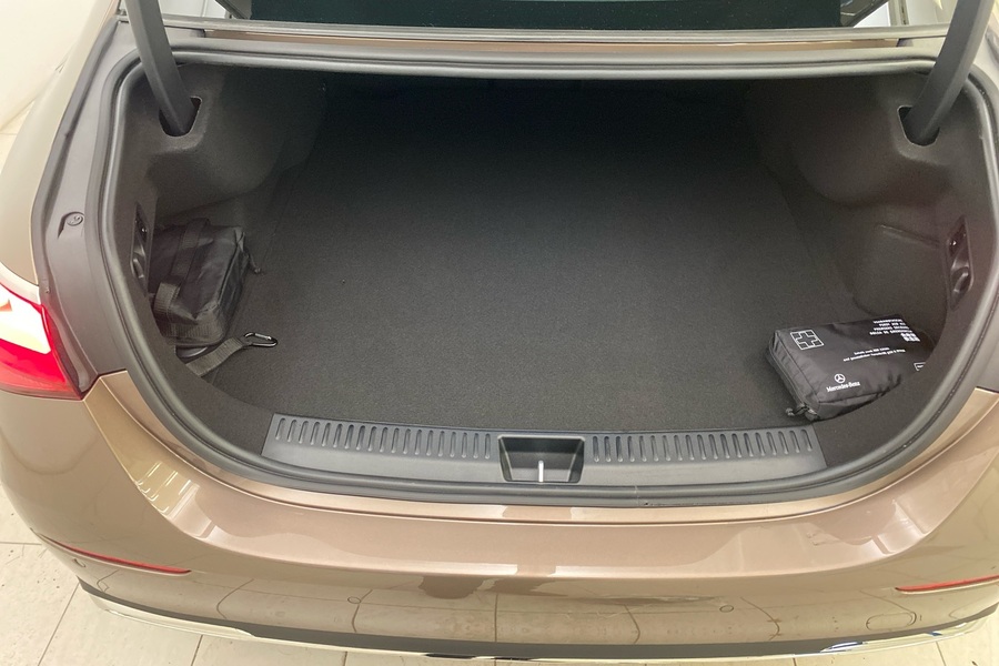 heti ajoon Mercedes-Benz E