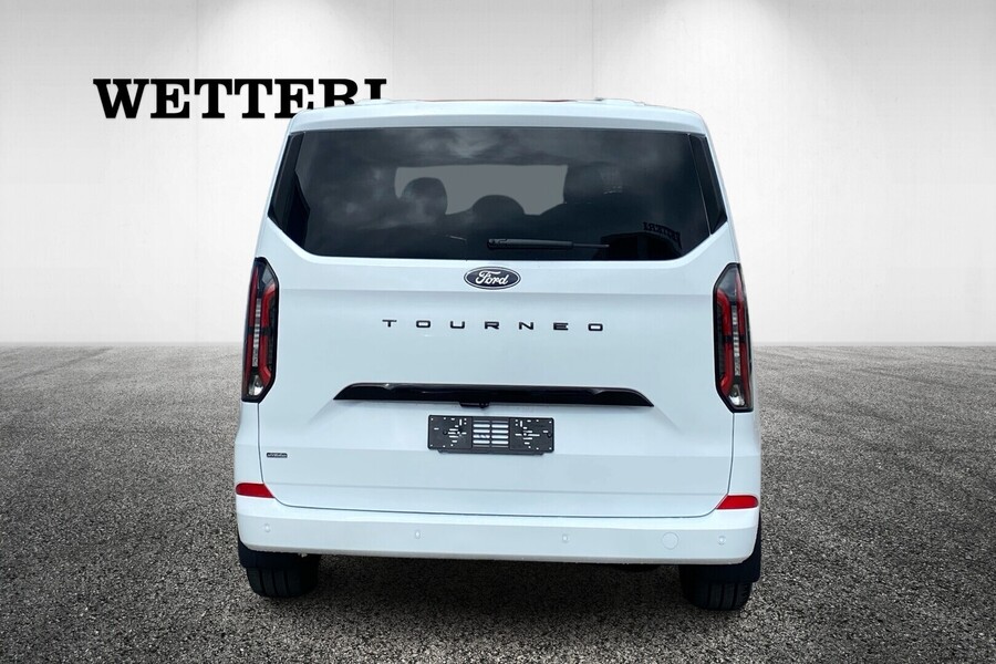 heti ajoon Ford Tourneo Custom