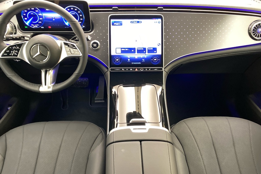 heti ajoon Mercedes-Benz EQE