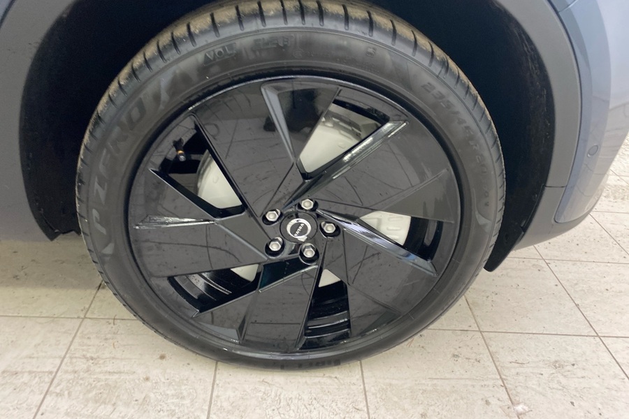 heti ajoon Volvo EC40