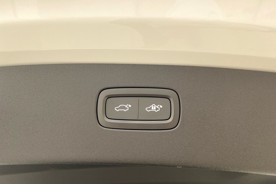 heti ajoon Volvo ES90