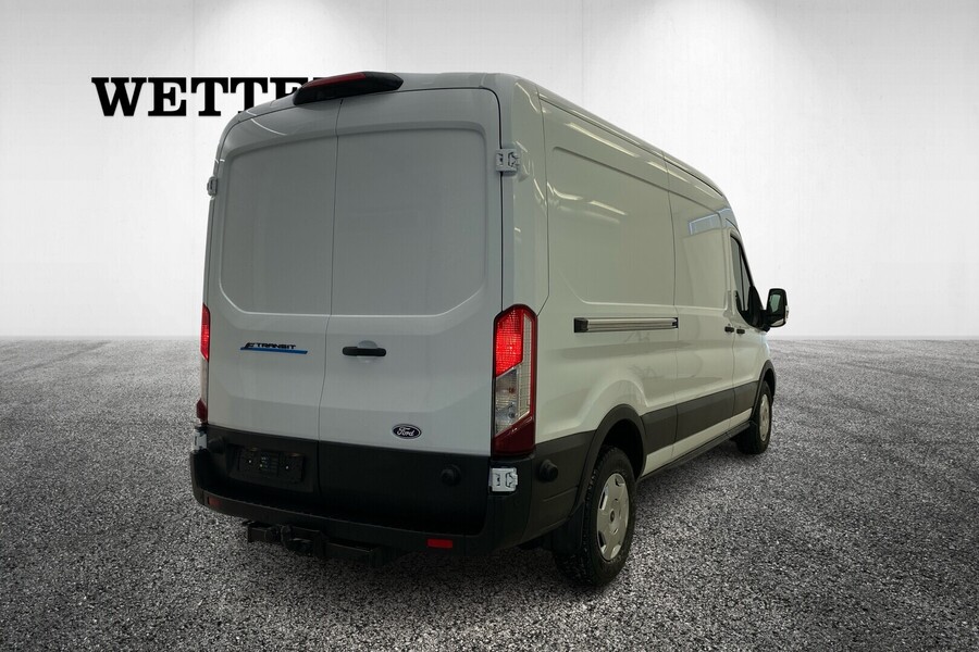 heti ajoon Ford Transit
