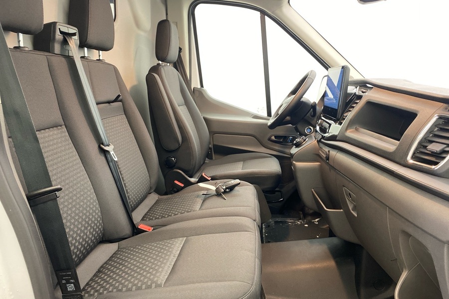 heti ajoon Ford Transit