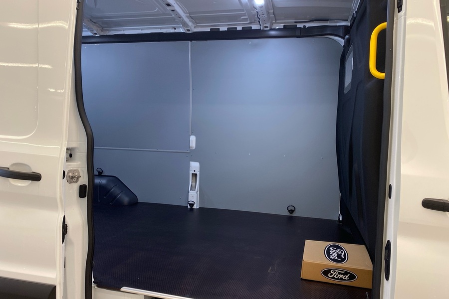 heti ajoon Ford Transit