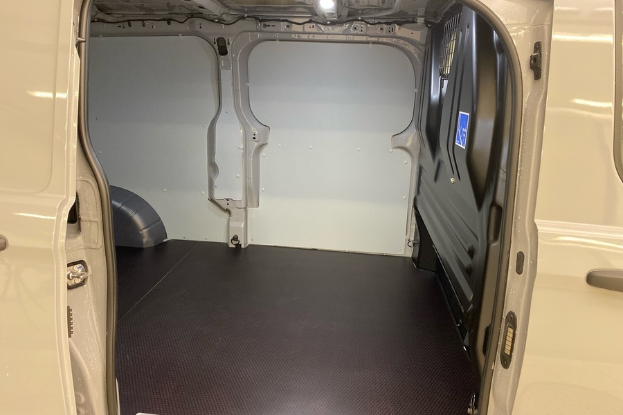 heti ajoon Ford Transit Custom