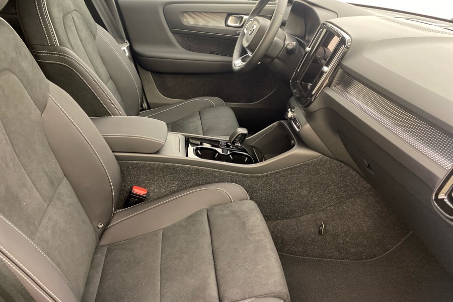heti ajoon Volvo EX40