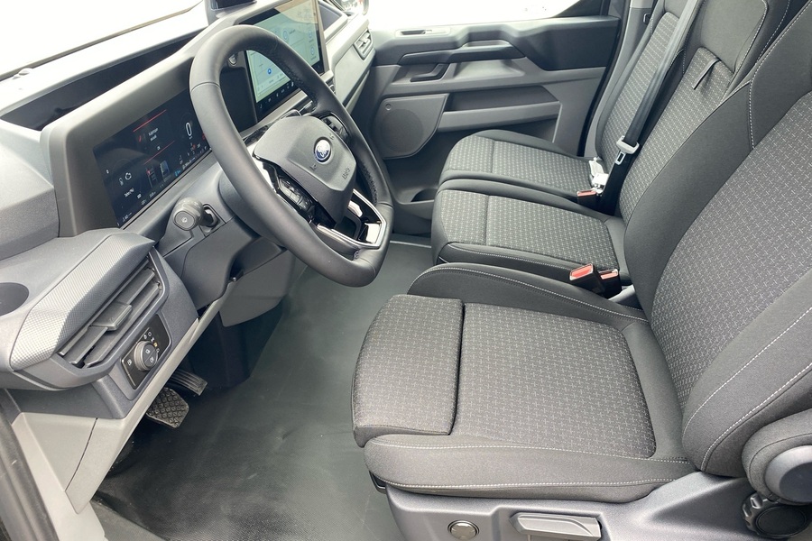 heti ajoon Ford Transit Custom