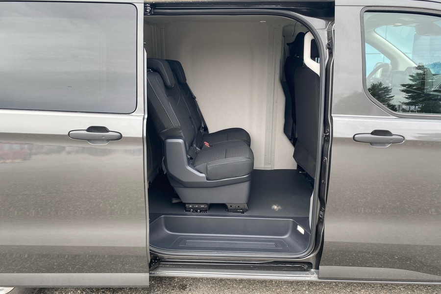 heti ajoon Ford Transit Custom