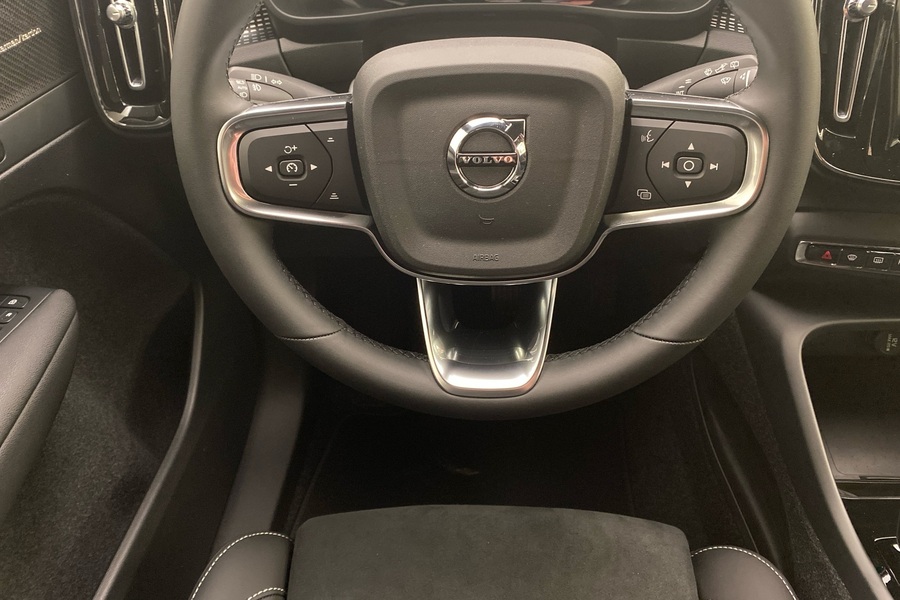 heti ajoon Volvo EX40