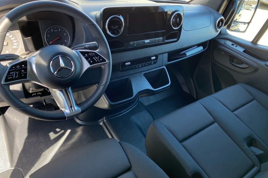 heti ajoon Mercedes-Benz Sprinter