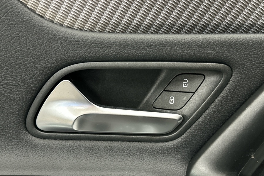 heti ajoon Mercedes-Benz CLA-sarja