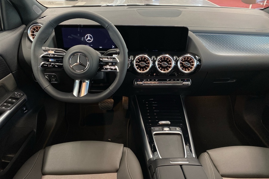 heti ajoon Mercedes-Benz EQA