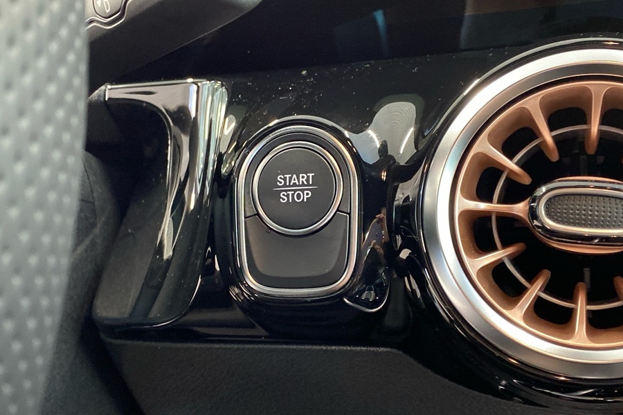 heti ajoon Mercedes-Benz EQA