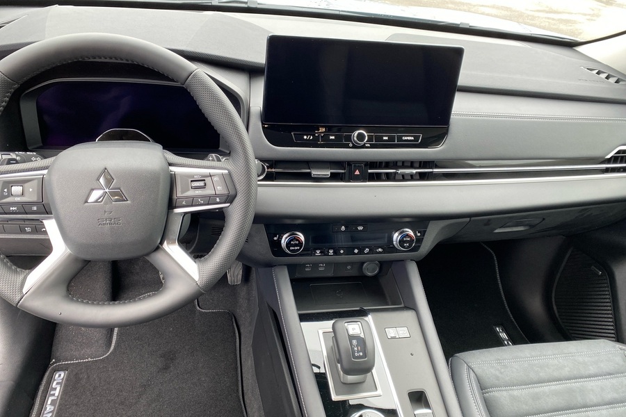 heti ajoon Mitsubishi Outlander PHEV