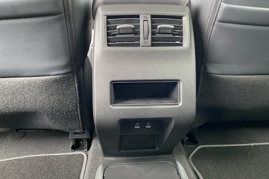 heti ajoon Mitsubishi Outlander PHEV