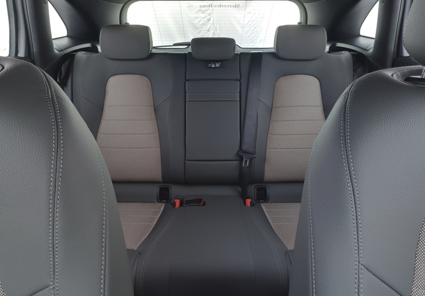 heti ajoon Mercedes-Benz EQA