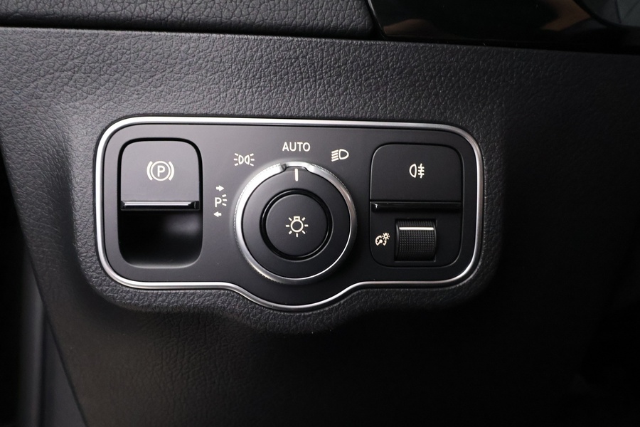 heti ajoon Mercedes-Benz EQA