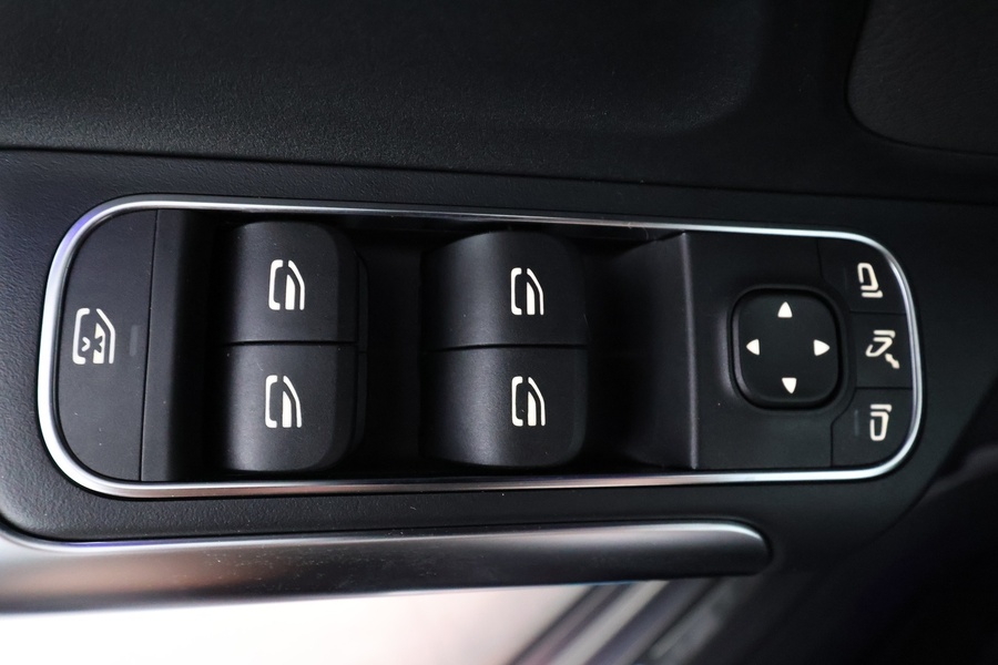 heti ajoon Mercedes-Benz EQA